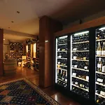 Отель Lipa 3*