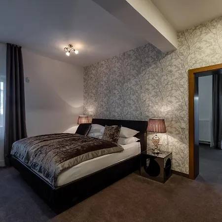 Hotel Lipa 3*